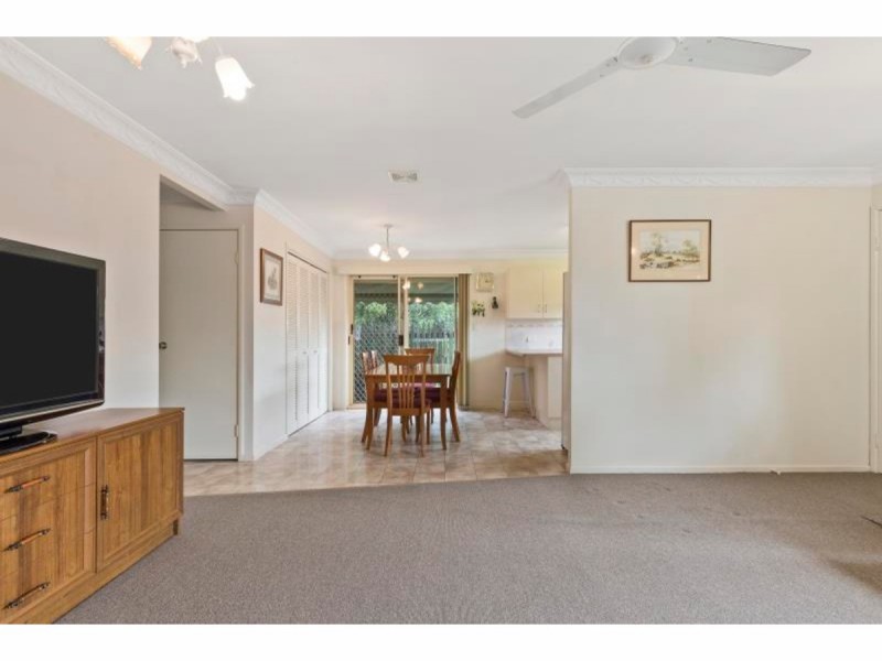 77 Leamington Street, Berserker QLD 4701